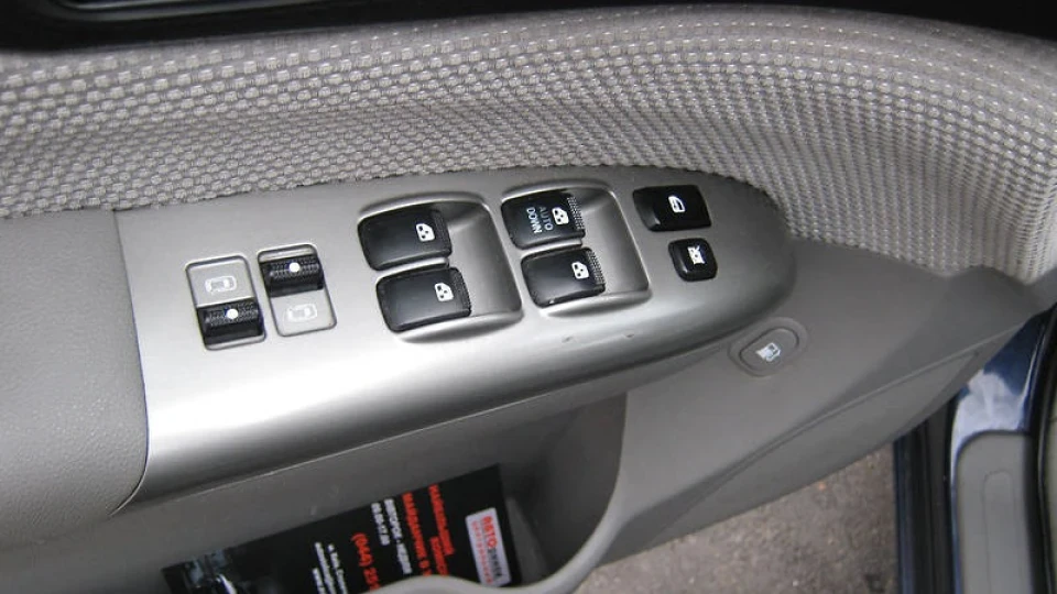 KIA Carnival КорнеїЧ