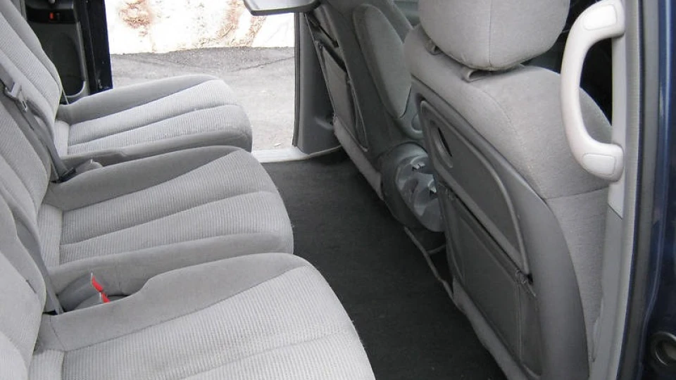 KIA Carnival КорнеїЧ 5