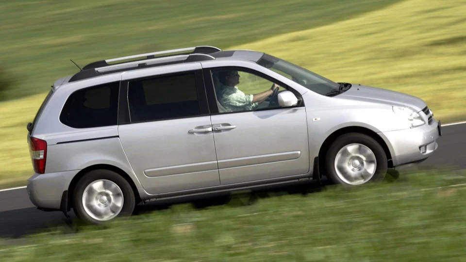 KIA Carnival Сірий КАРНІВCamper