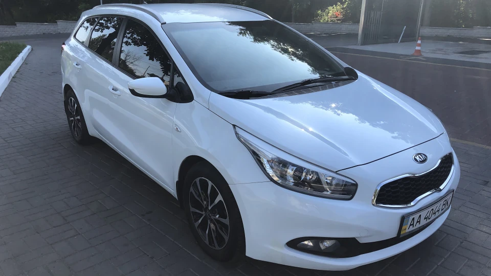 KIA Ceed SW 1.6 CRDI 3