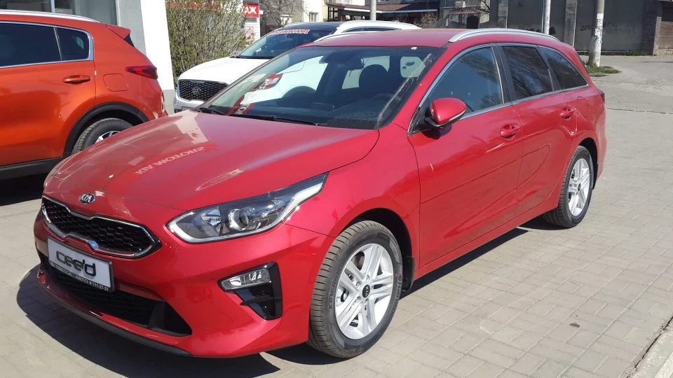 KIA Ceed SW 1.6 MPI, 6AT