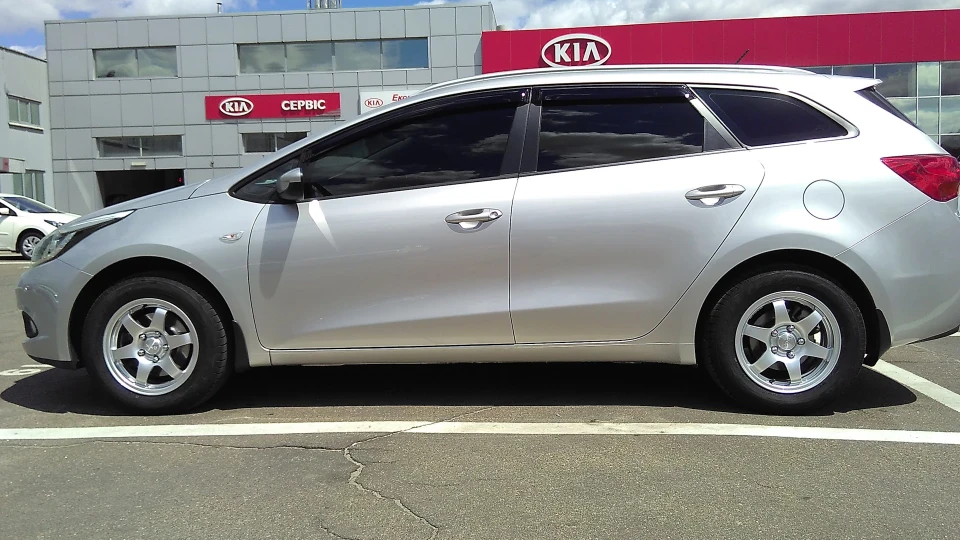 KIA Ceed SW CRDi 2