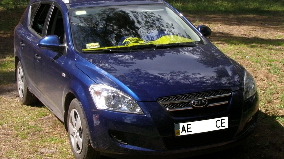 KIA Ceed SW LX Блакитна безодня 2