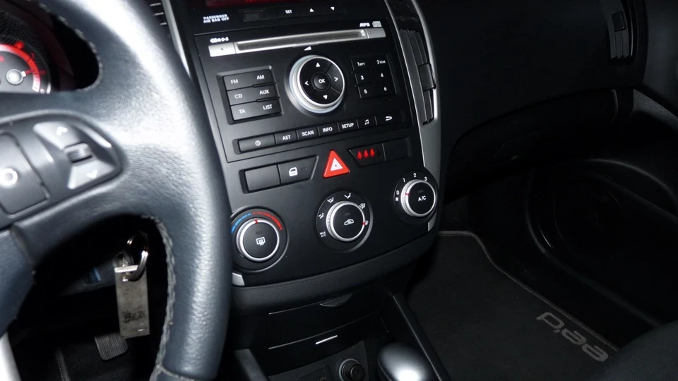 KIA Ceed 1.6 АТ 2010 5