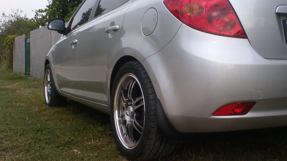 KIA Ceed 1.6 at ex S9 4