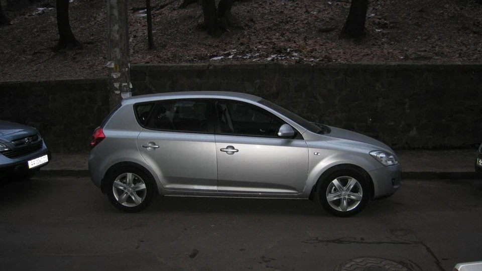 KIA Ceed 1.6 AT 2