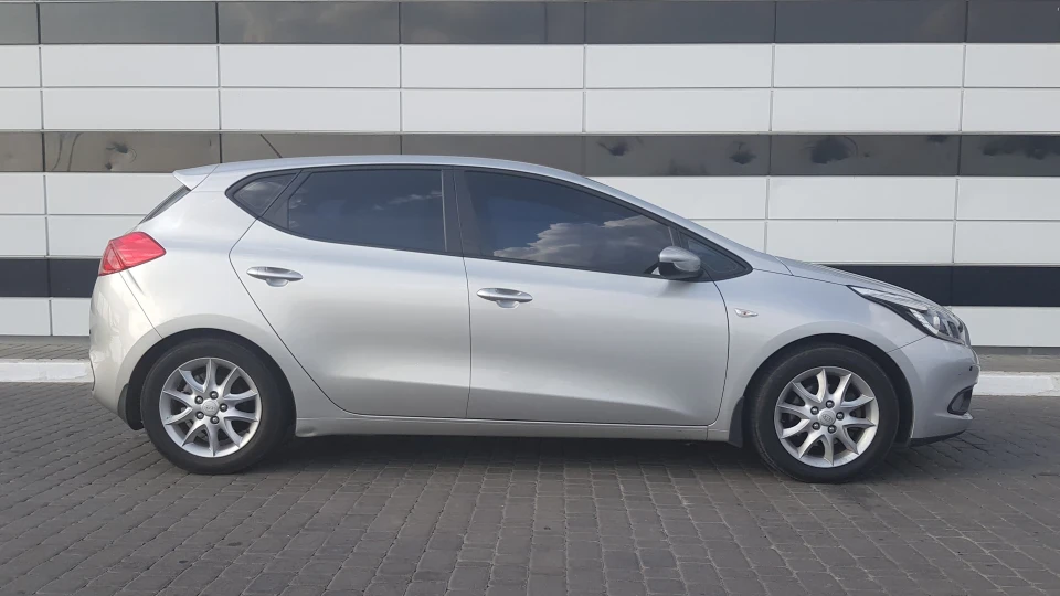 KIA Ceed 1.6 crdi AT