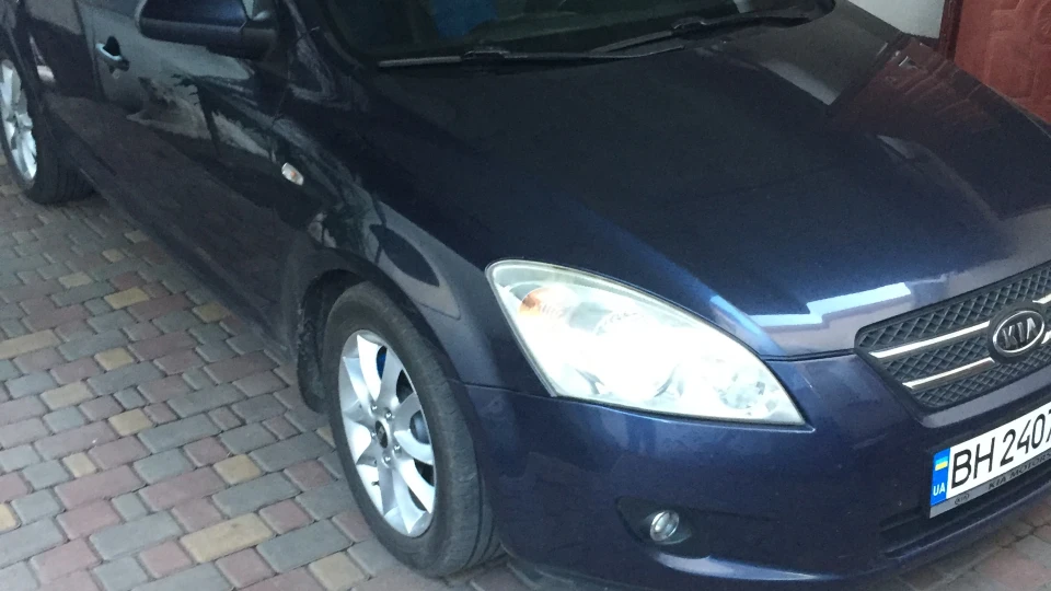 KIA Ceed 1.6 турбодиз 2
