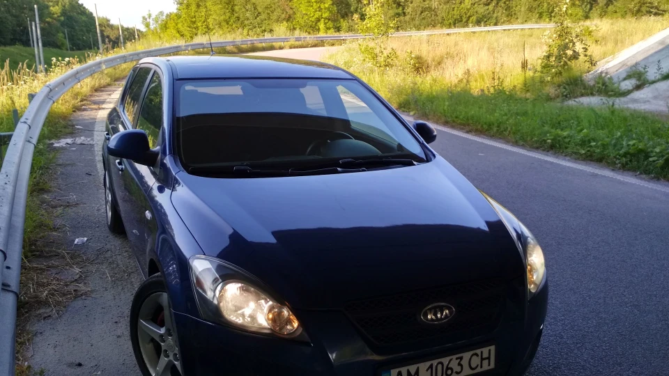 KIA Ceed Безвідмовний хетч 4