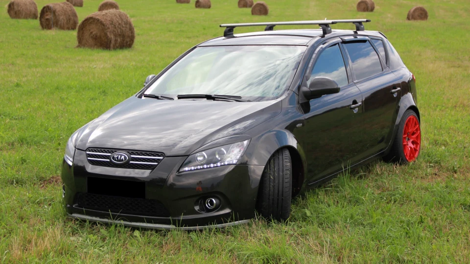 KIA Ceed Black_Bronze 4