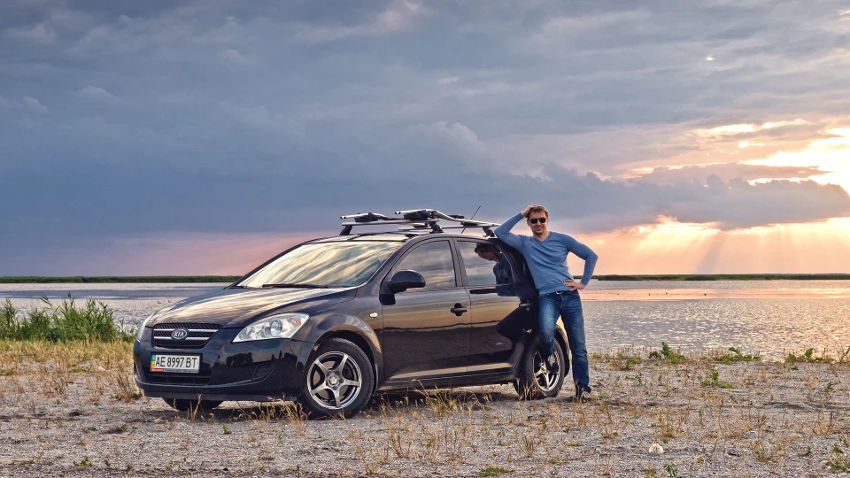 KIA Ceed Black pearl 4
