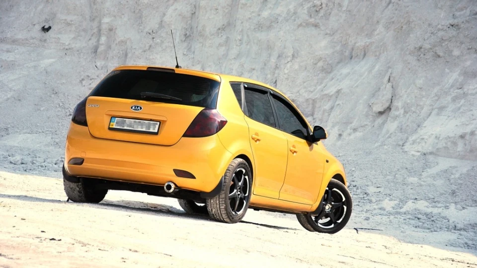KIA Ceed Bullet 4