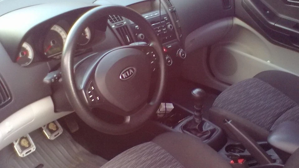 KIA Ceed Чорна перлина 3