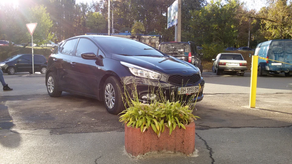 KIA Ceed Чорний 1.6 Turbo Diesel 4