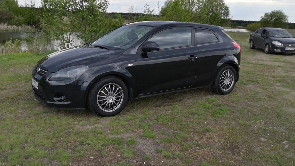 KIA Ceed чорний СКОРПІОН 3