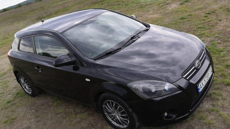 KIA Ceed чорний СКОРПІОН 4