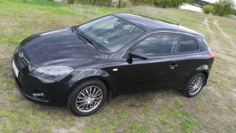 KIA Ceed чорний СКОРПІОН 5
