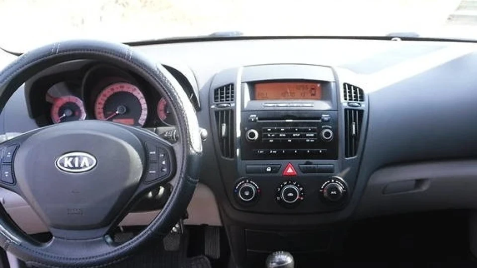 KIA Ceed *червона блискавка* 2