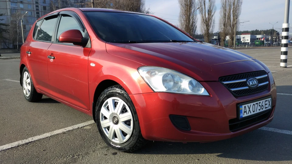 KIA Ceed Червоний Кеєд 2