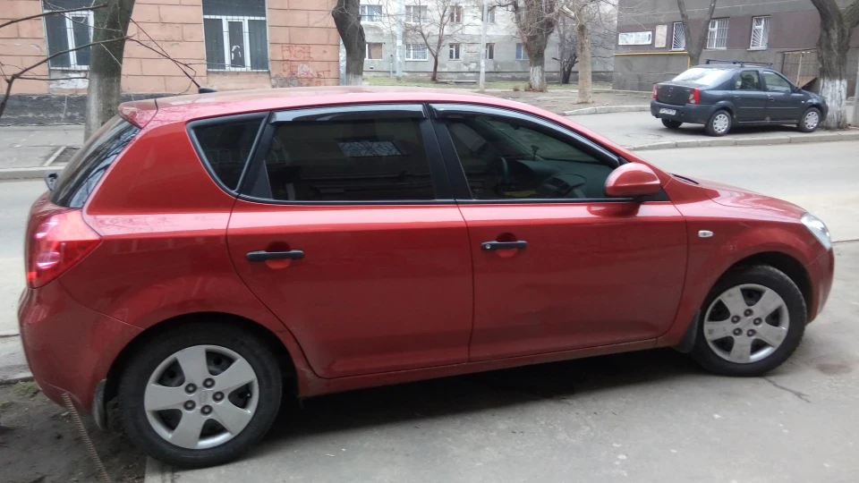 KIA Ceed MarsRed, 1.6 2