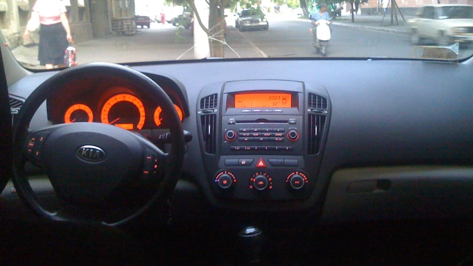 KIA Ceed MarsRed, 1.6 4