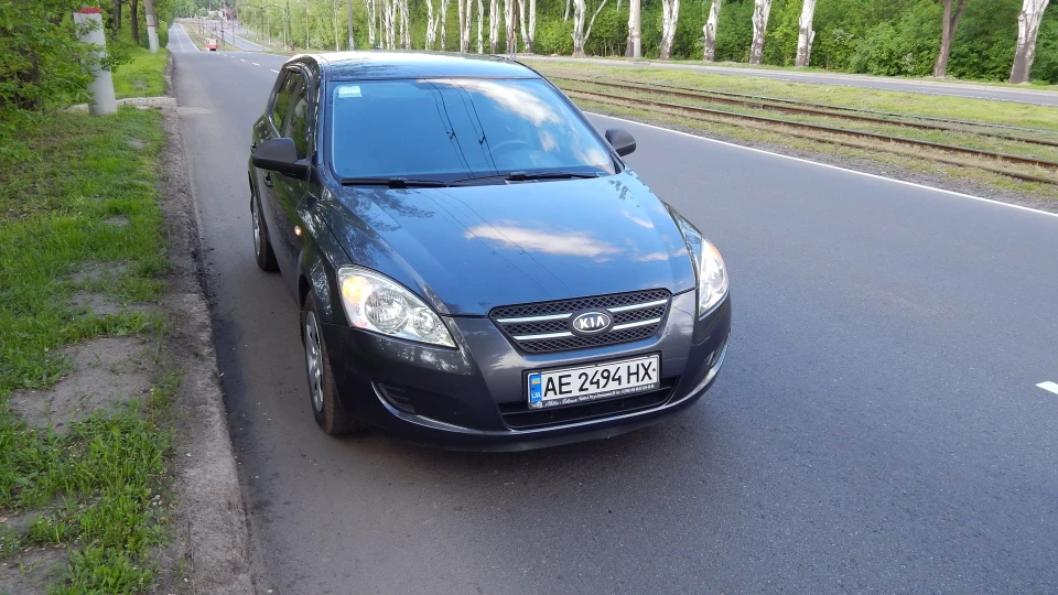 KIA Ceed Piston Grey 1.4 4