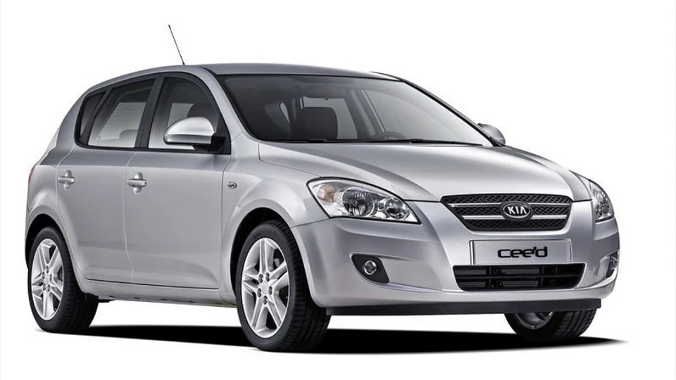 KIA Ceed Сріблястий