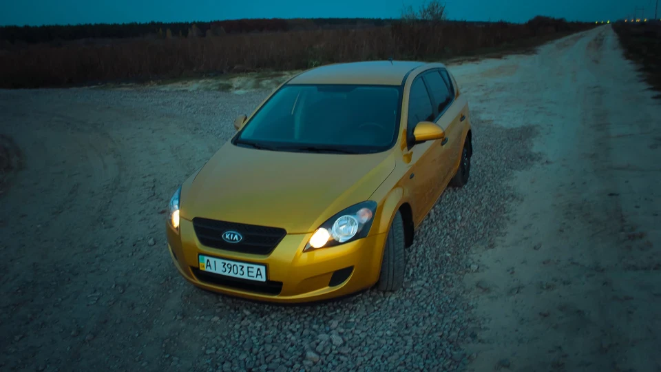 KIA Ceed ┌жовтий кед┘ 3