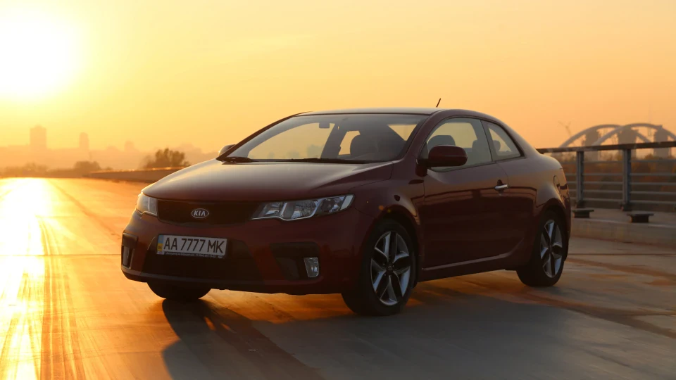 KIA Cerato Koup 3
