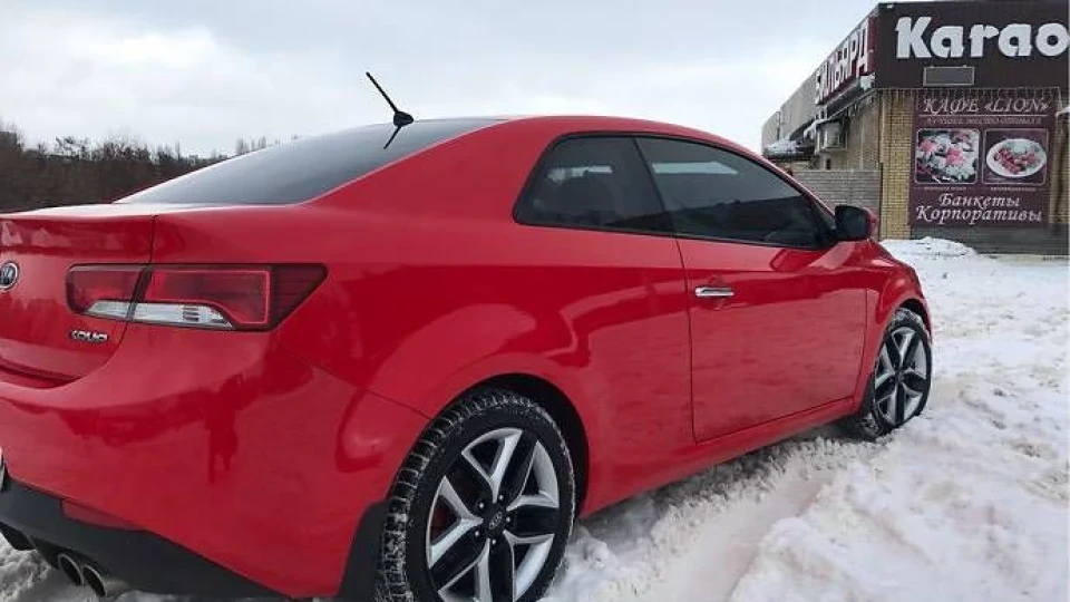 KIA Cerato Koup 2