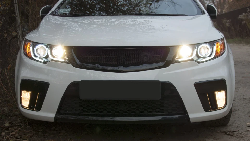 KIA Cerato Koup 5