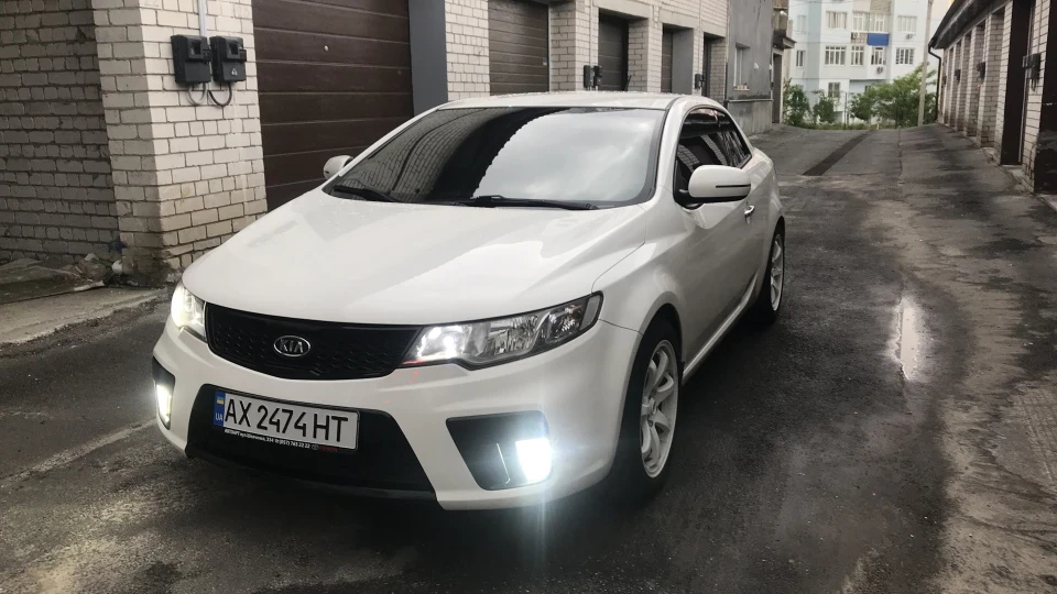 KIA Cerato Koup 3