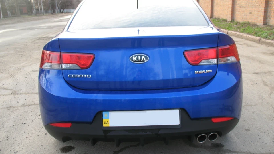 KIA Cerato Koup 2