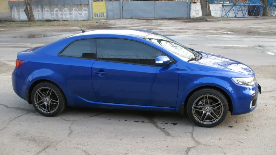 KIA Cerato Koup 3