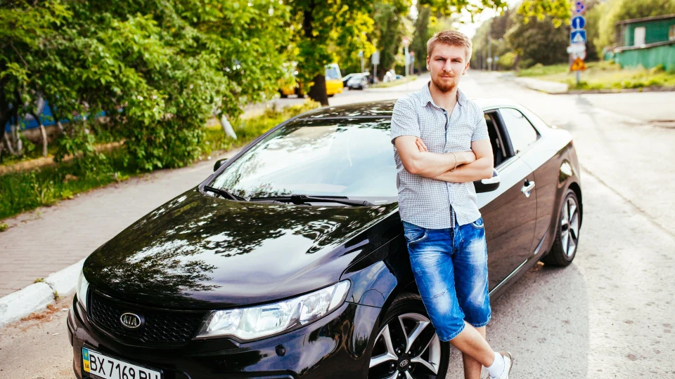 KIA Cerato Koup 2