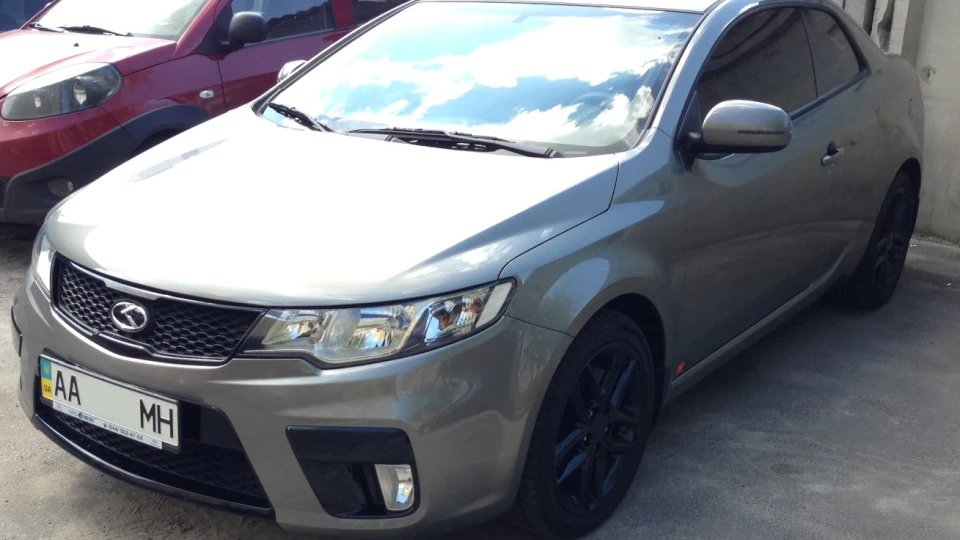 KIA Cerato Koup 3