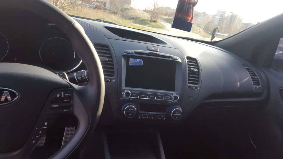 KIA Cerato Koup 1.6 T-GDI 4