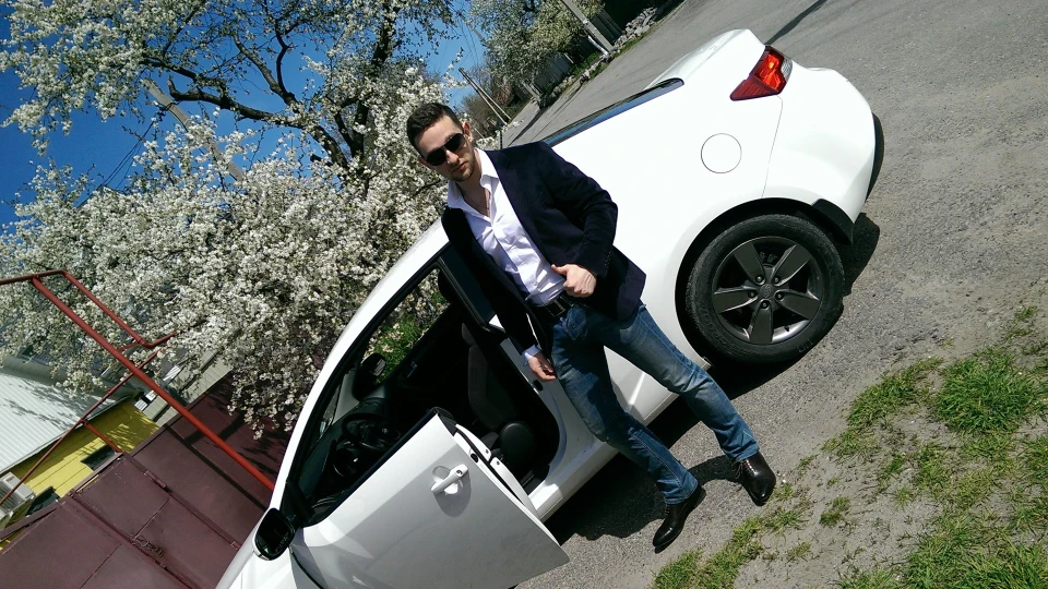 KIA Cerato Koup 1.6 5
