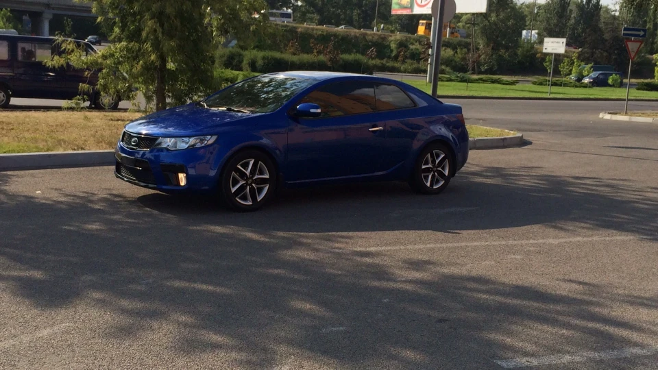 KIA Cerato Koup 2.0 2