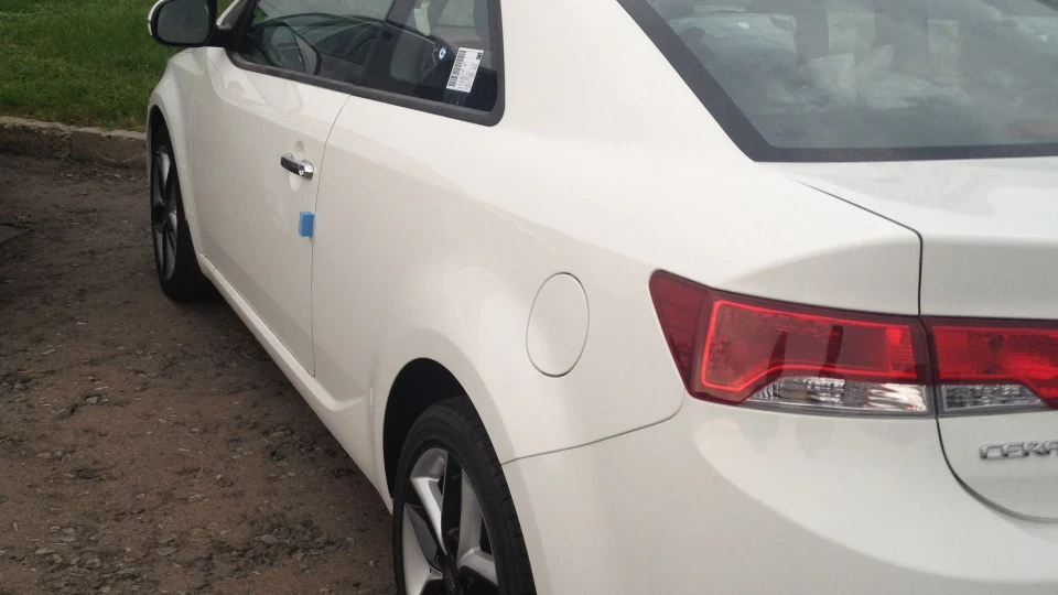 KIA Cerato Koup Блондинка