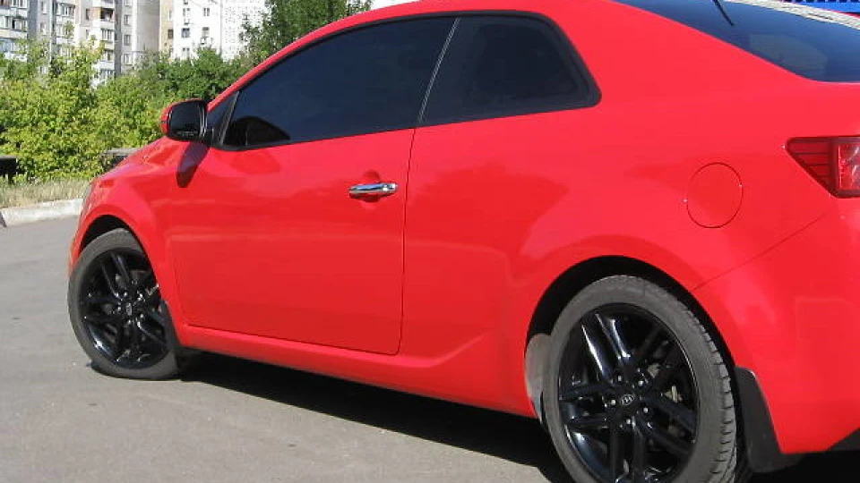 KIA Cerato Koup червоний металік