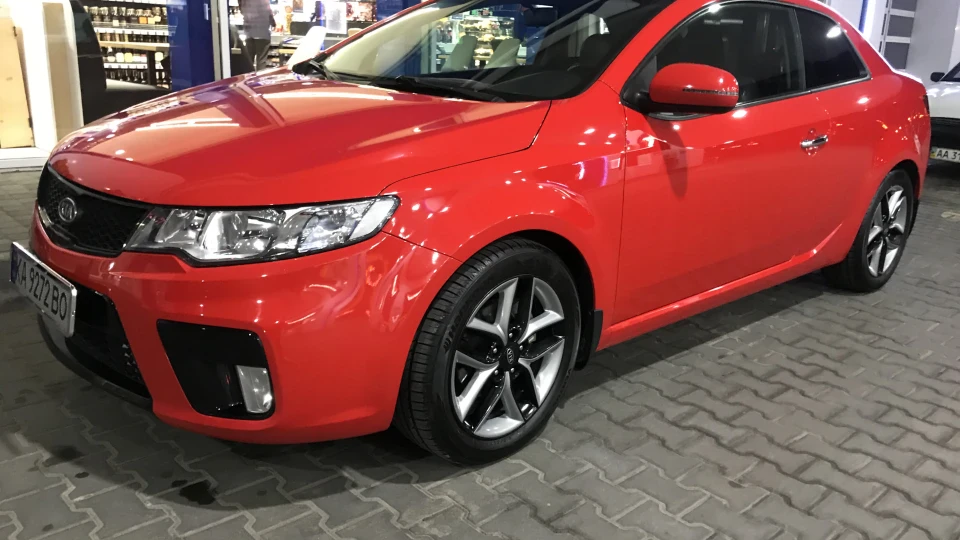 KIA Cerato Koup REDhorse 3