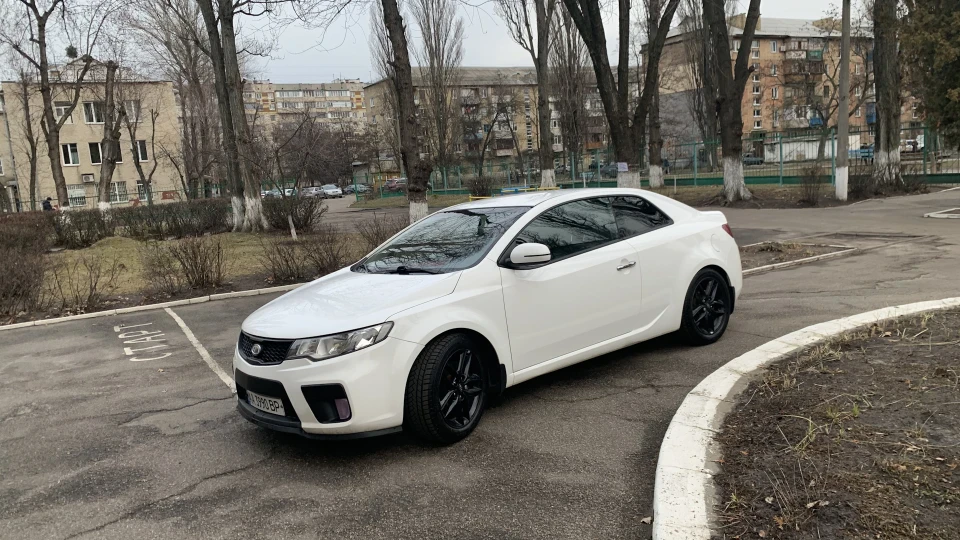 KIA Cerato Koup Жирна Ламба 3