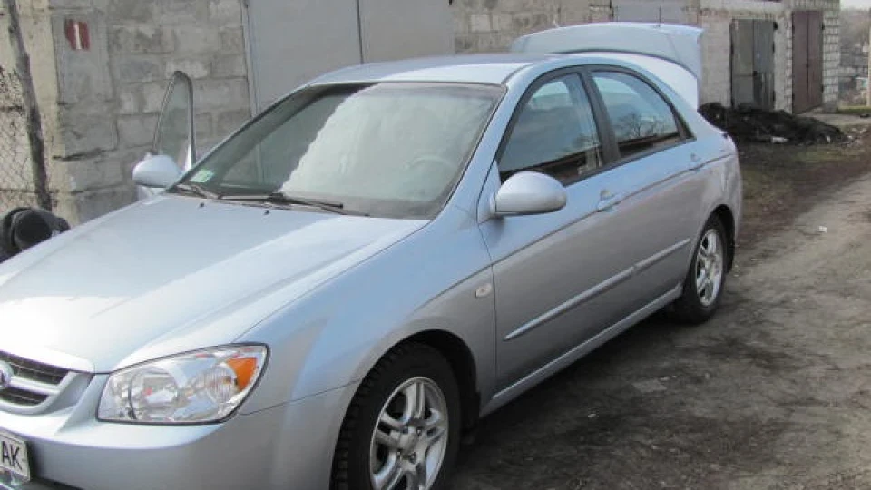 KIA Cerato 2