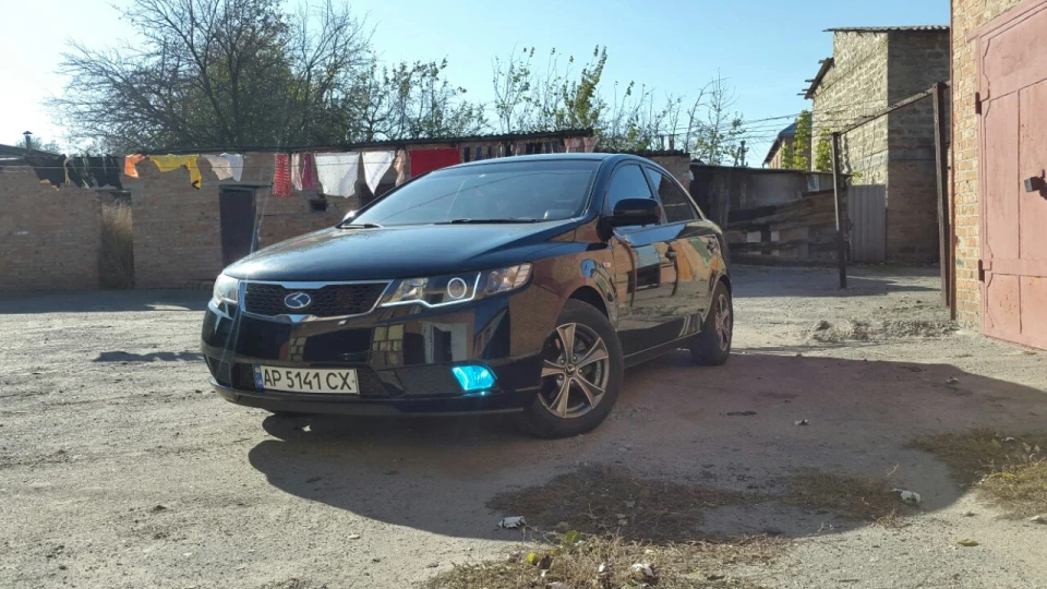 KIA Cerato 2