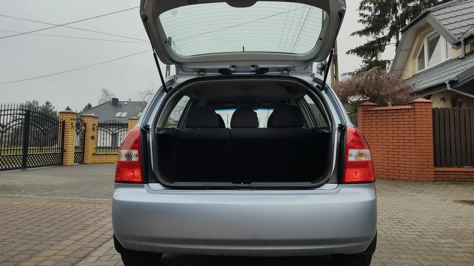 KIA Cerato 2