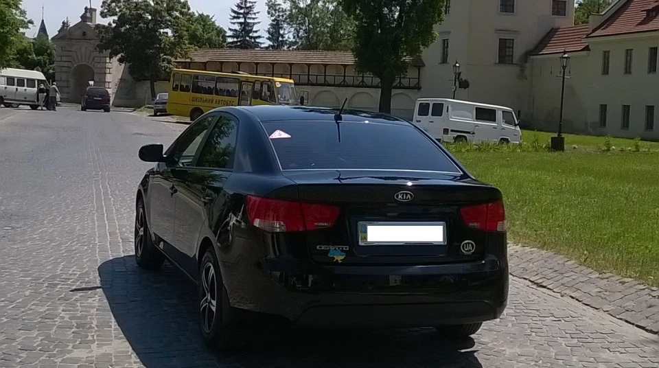 KIA Cerato 2