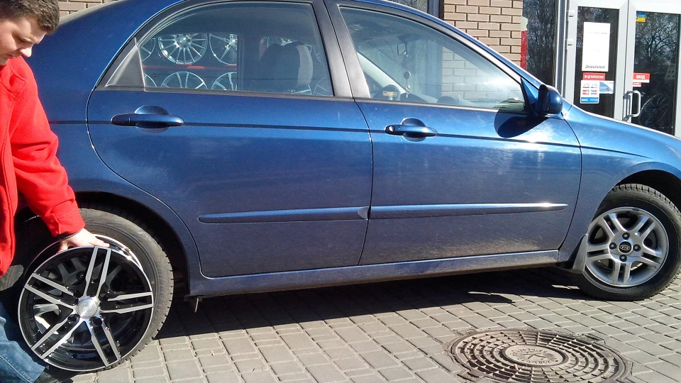 KIA Cerato 4
