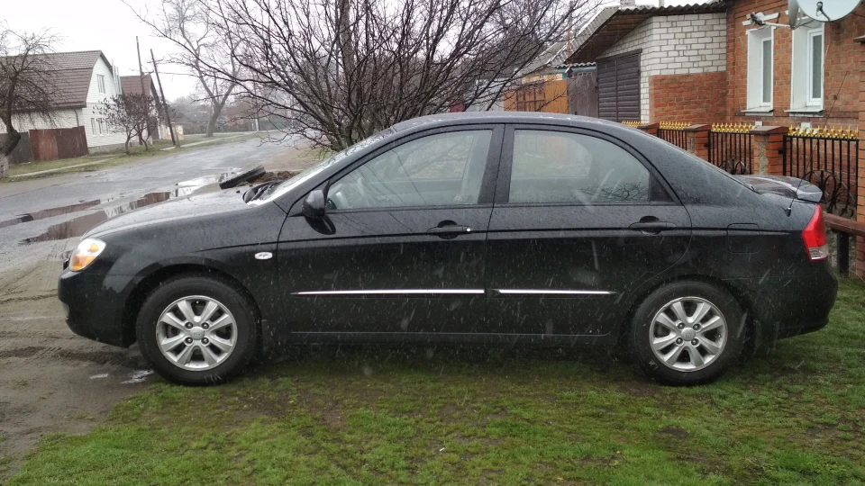 KIA Cerato 2