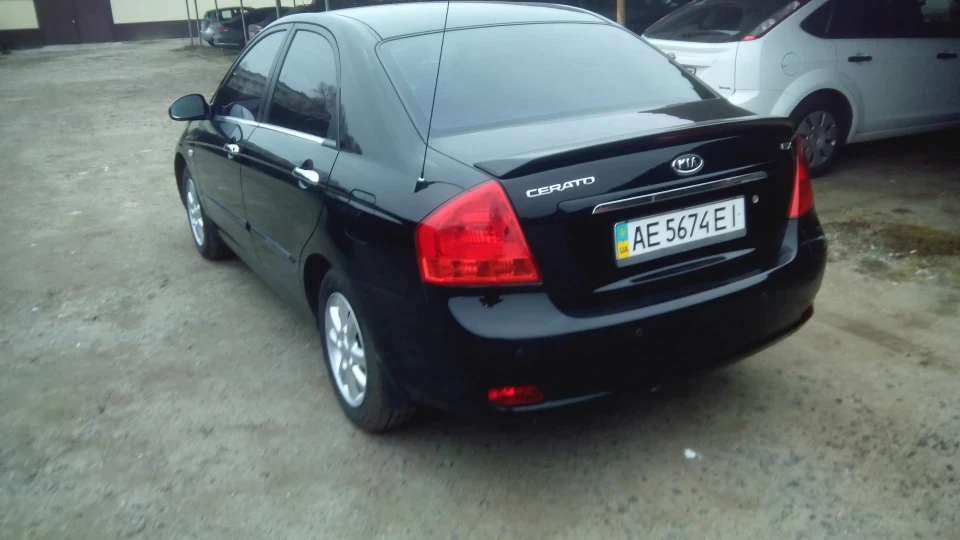 KIA Cerato 2